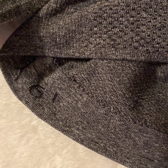 Lululemon Swiftly Tech Long Sleeve Crew Size 6 - Picture 6 of 8